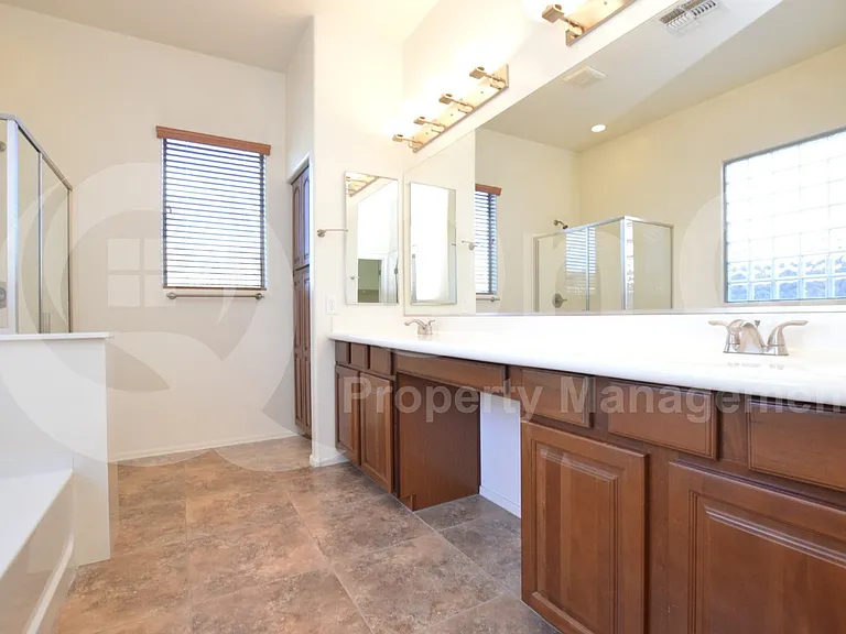 7727 S 39th Way — Photo 16