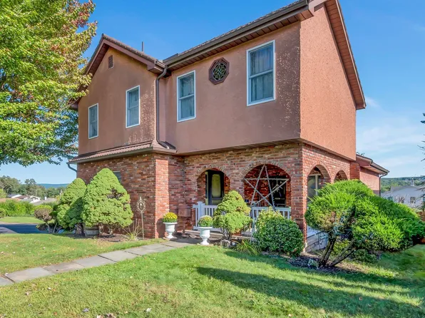 1001 Baker St, Taylor, PA 18517