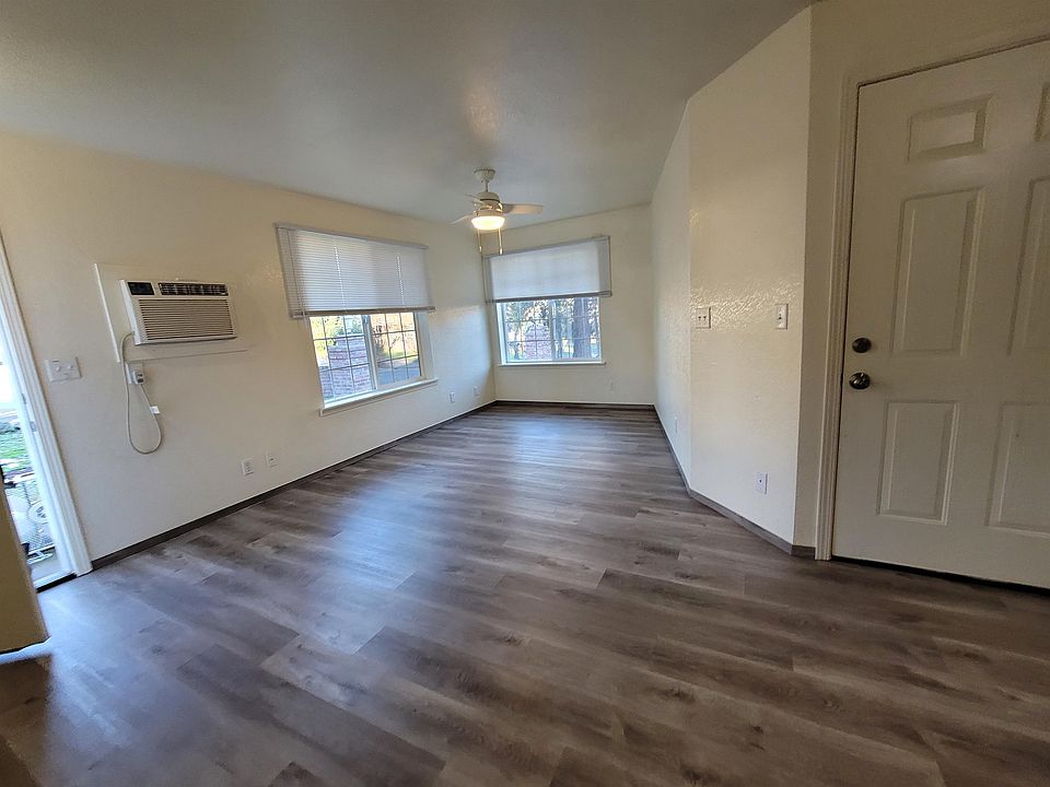 1st image of 700 NE Johnson St #1