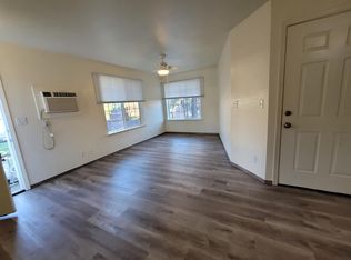 700 NE Johnson St #1, Myrtle Creek, OR 97457