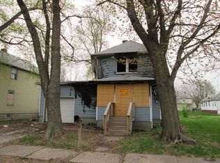 312 11th St, East Moline, IL 61244