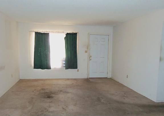 4th image of 8435 N 55th Dr