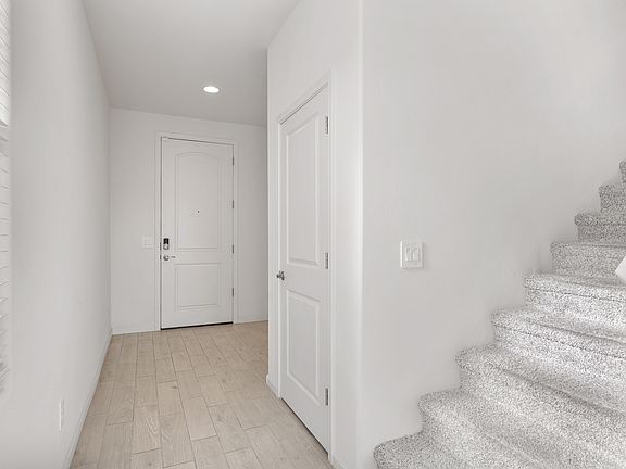 5th image of 7801 S Walnutview Dr