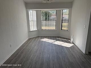 3rd image of 1372 Whaling Ave SE