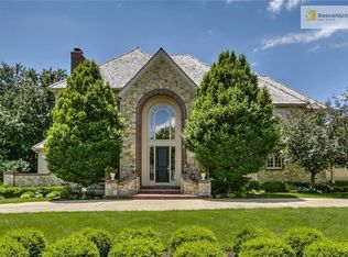 11800 Brookwood St, Leawood, KS 66211