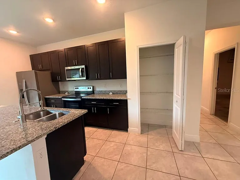 7855 SW 127th Loop — Photo 14