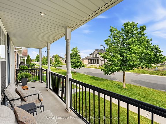 4th image of 268 Strachan St