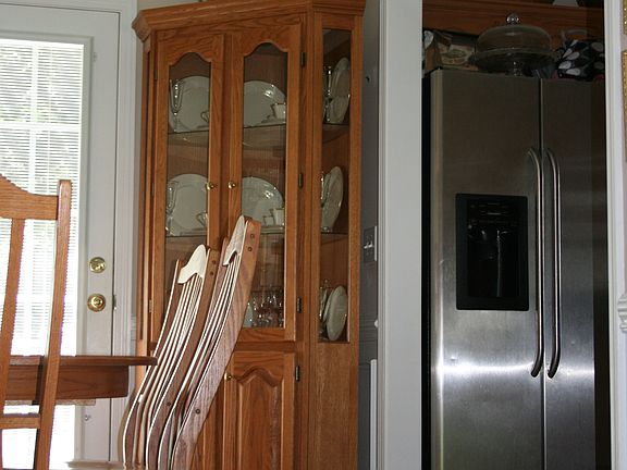 3rd image of 396 Hickory Hills Ln