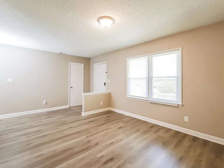 7608 Morgense Pl — Photo 5