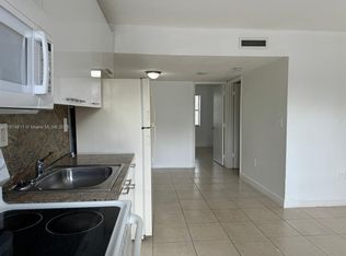 2401 Van Buren St #7, Hollywood, FL 33020