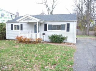 56 Glasser St, Norwalk, CT 06854