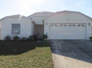 2054 Newtown Rd, Groveland, FL 34736