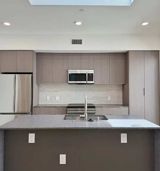 5119 Colfax Ave #203 — Photo 7