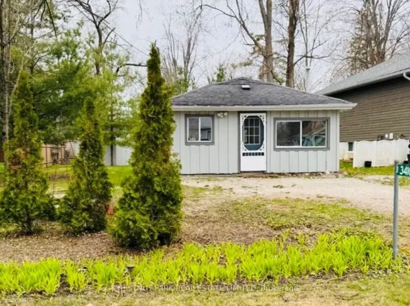 3410 Beachview Ave, Severn, ON L3V 0V8