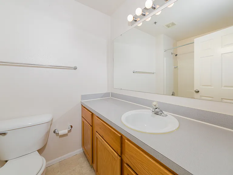 901 E Marine View Dr #306 — Photo 7