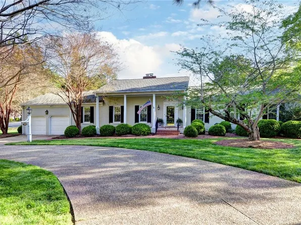 205 James River Dr, Newport News, VA 23601