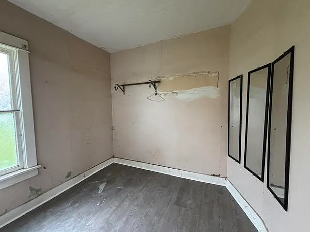 1821 W Sample St — Photo 4