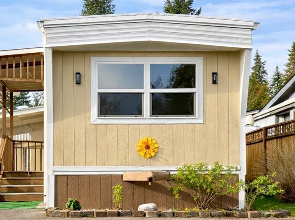 24222 54th Avenue W #57, Mountlake Terrace, WA 98043