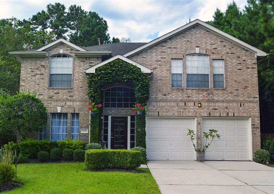 1st image of 27174 Kings Manor Dr S