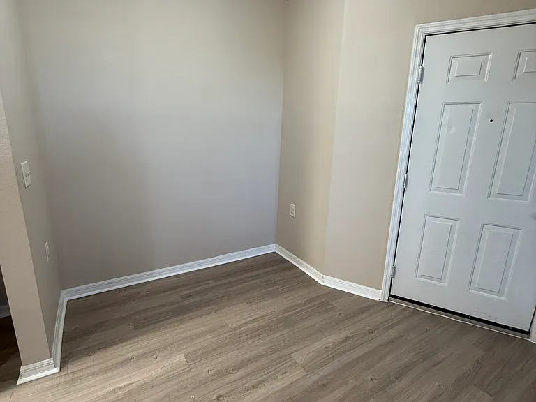 1610 Raena Dr #209 — Photo 4