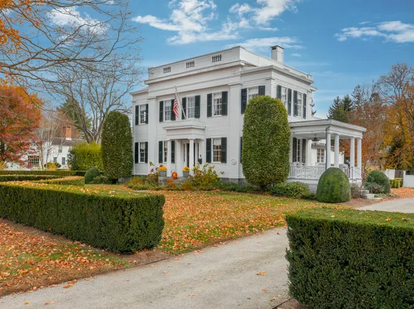 31 Lyme Street, Old Lyme, CT 06371