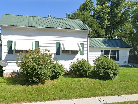 2nd image of 320 S Madison St