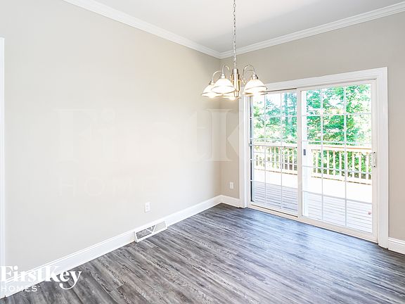 5th image of 108 Leeper Ave