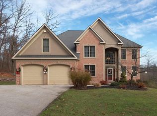 95 Vida Ln, Dover, PA 17315
