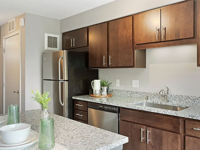 Spectrum Apartments & Townhomes — Photo 22