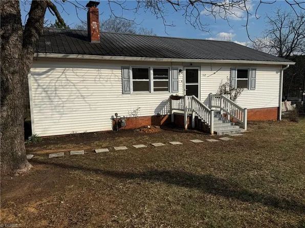 112 Apple St, Gibsonville, NC 27249