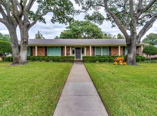 11232 Cinderella Ln, Dallas, TX 75229