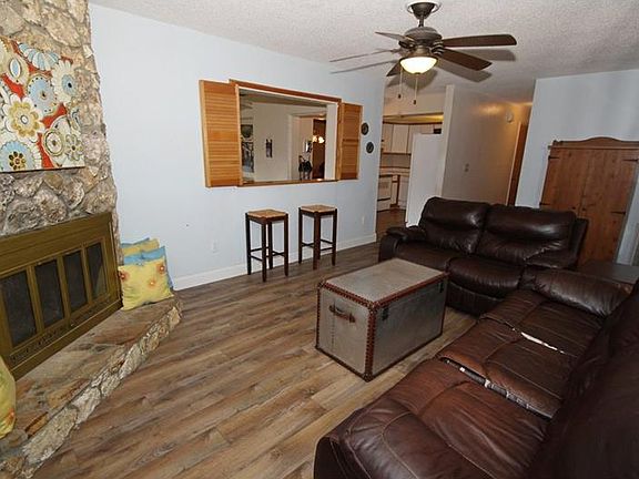 3rd image of 481 Eagle Cir