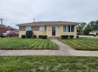 24235 Ridgecroft Ave, Eastpointe, MI 48021