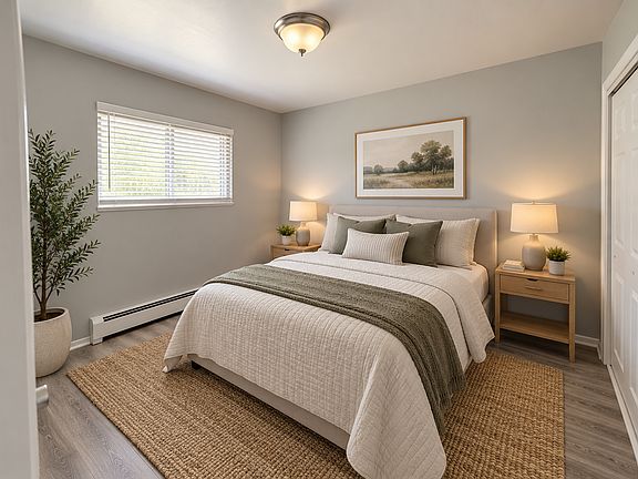 5th image of 10660 E Holly Rd #7