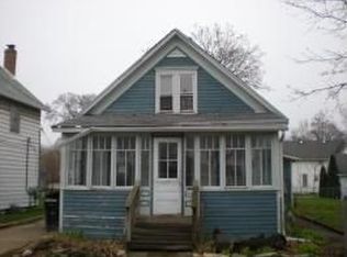 311 College St, Elgin, IL 60120