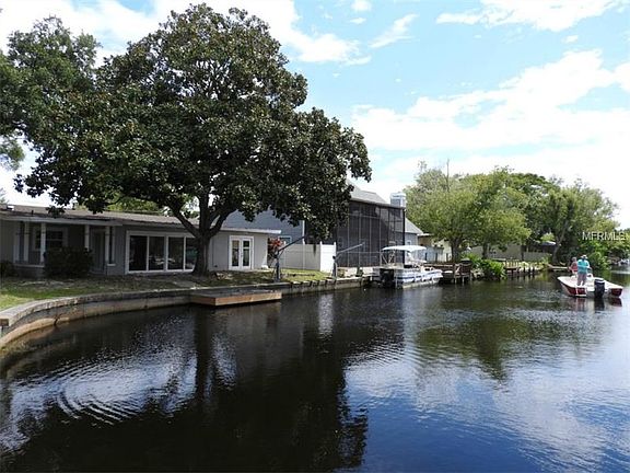 2nd image of 103 S Canal Dr
