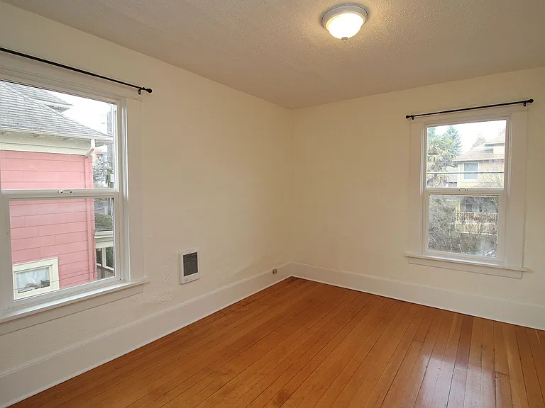 66 NE Skidmore St — Photo 27