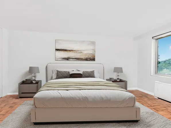 3333 Henry Hudson Parkway image 10 of 18