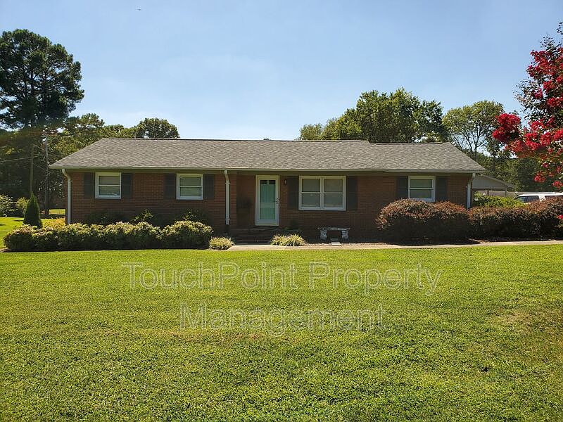 1st image of 154 Kensett Ave