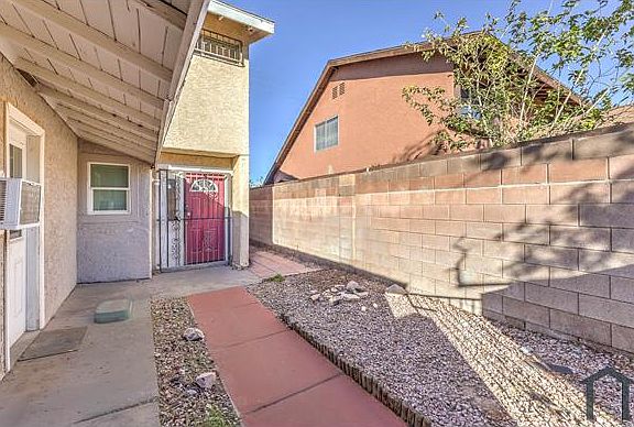 3rd image of 4420 Shalimar Ave
