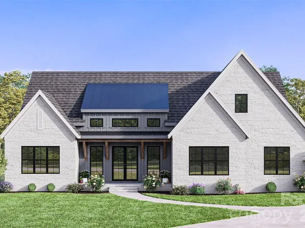 2804 Starlight Ln, Morganton, NC 28655