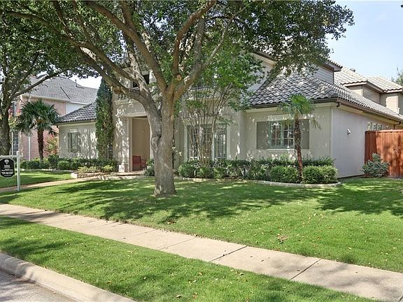 2nd image of 2605 Wake Forest Dr