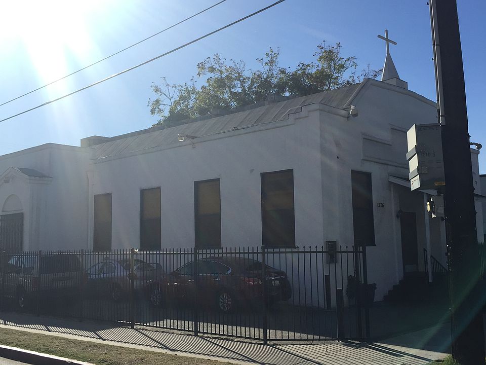 2nd image of 1276 W 29th St