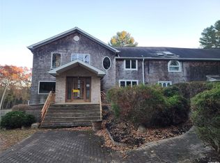 227 Beverly Rd, South Huntington, NY 11746