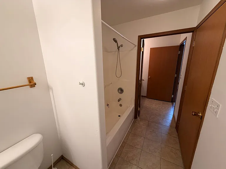 6105 North Regal Street — Photo 11