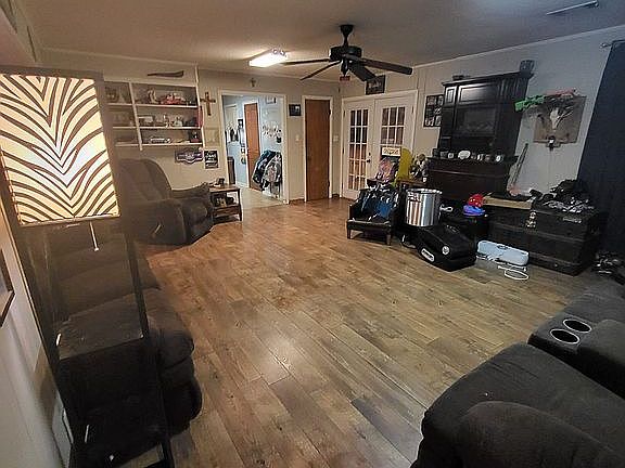 4th image of 116 Walking Horse Ln