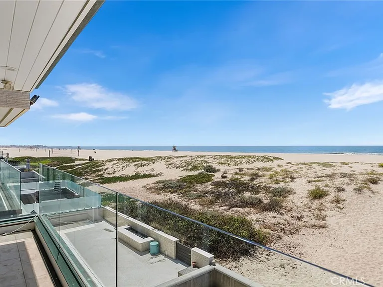 7304 W Oceanfront — Photo 24