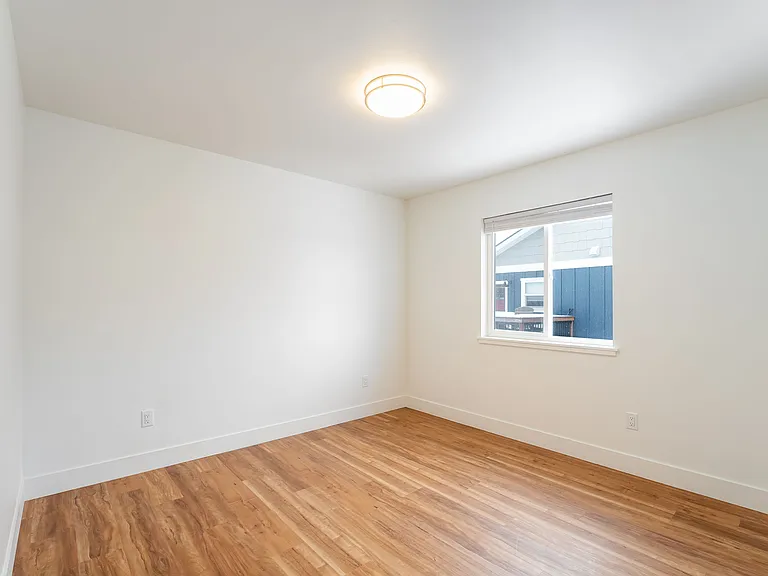 Silver Star Apartments — Photo 22