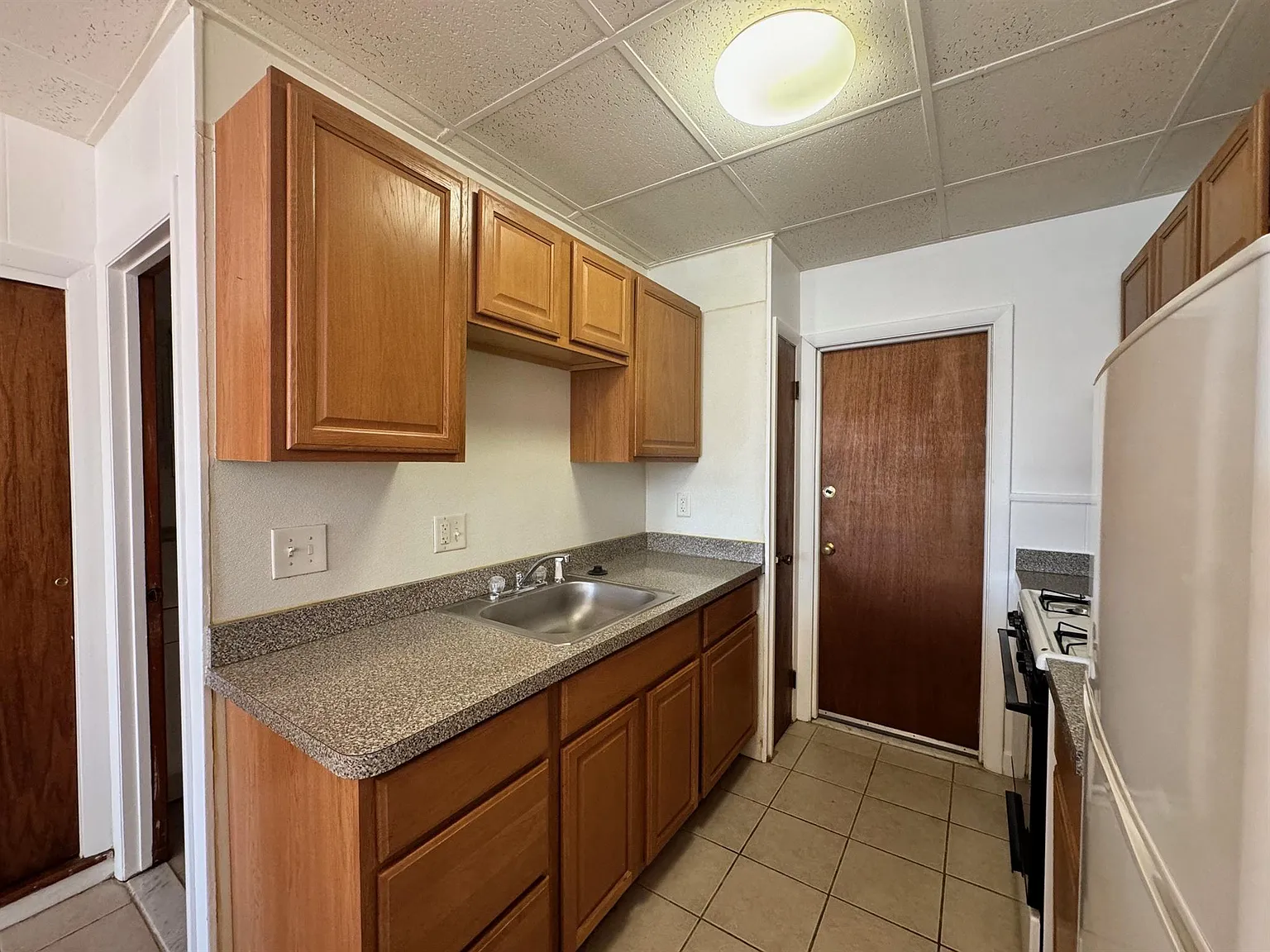 Studio, 444 sqft, $2,000 — Photo 3