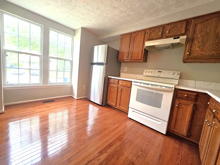 8315 Silver Trumpet Dr — Photo 3